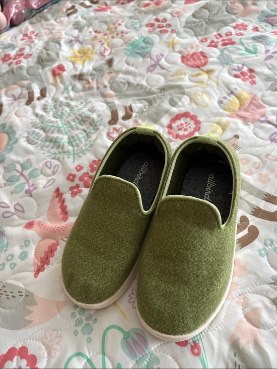 allbirds Other - ALLBIRDS wool Kids Slip-On Sneakers in Olive Green